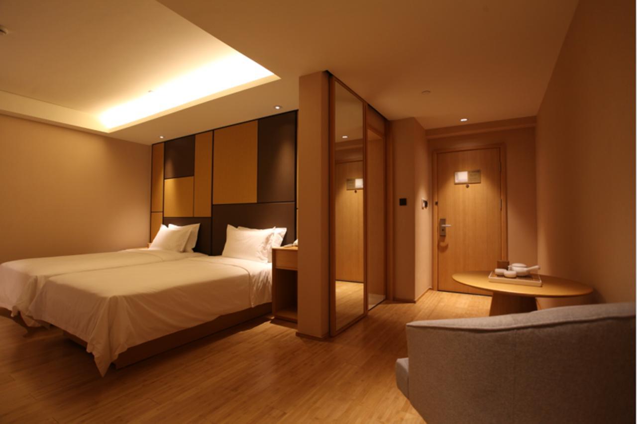 Ji Hotel Shanghai Kangqiao Xiuyan Road Buitenkant foto